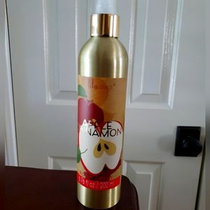 Room Deodorizer Spray in Apple Cinnamon Scent. New